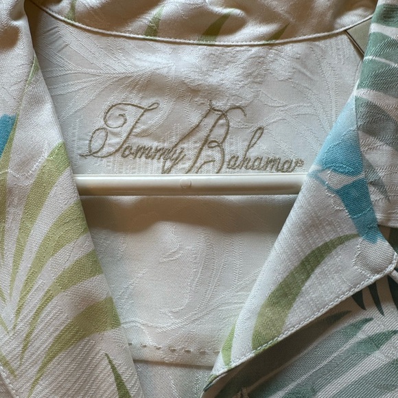 Tommy Bahama Men's Floral Shirt - White, Green, Yellow - Picture 4 of 4